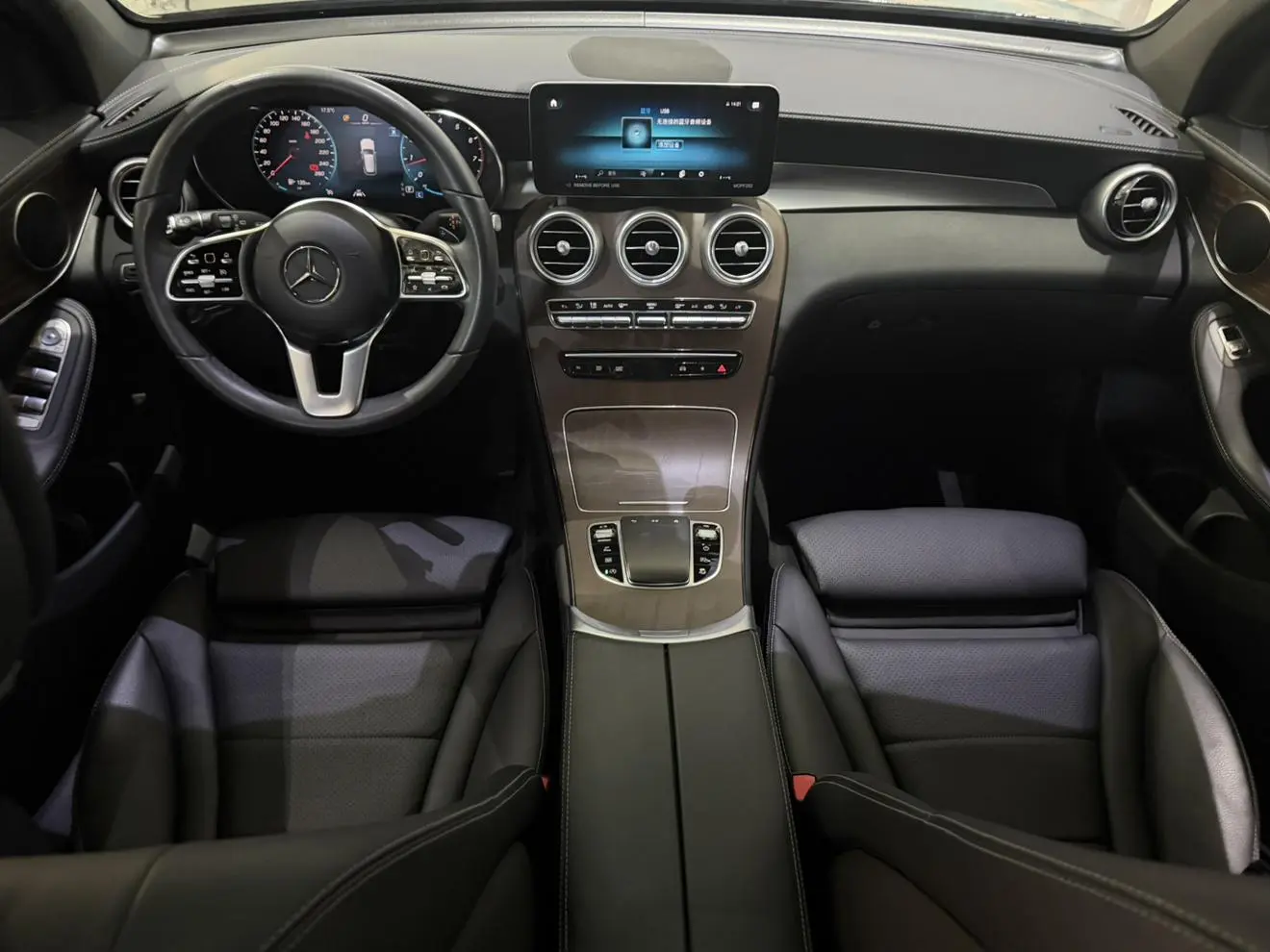 Mercedes-Benz GLC 2022 GLC 300 L 4MATIC Dynamic