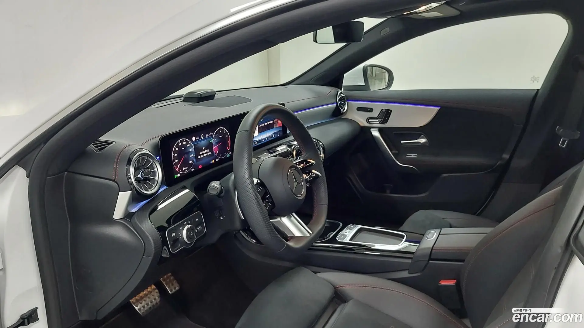 Mercedes-Benz CLA-Class CLA250 4MATIC 2023