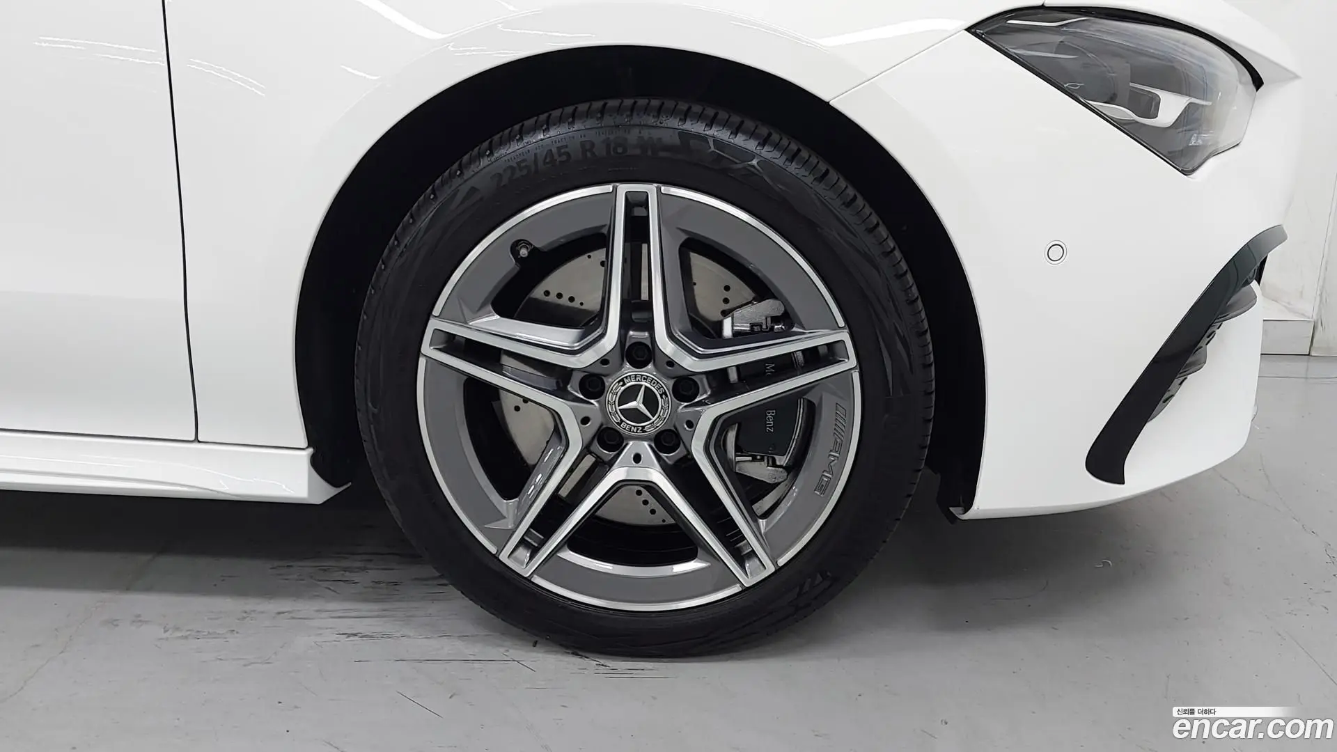 Mercedes-Benz CLA-Class CLA250 4MATIC 2023