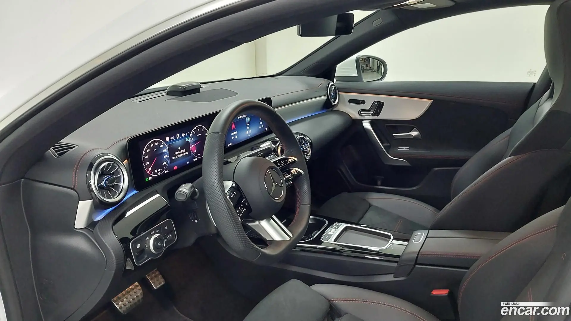 Mercedes-Benz CLA-Class CLA250 4MATIC 2023