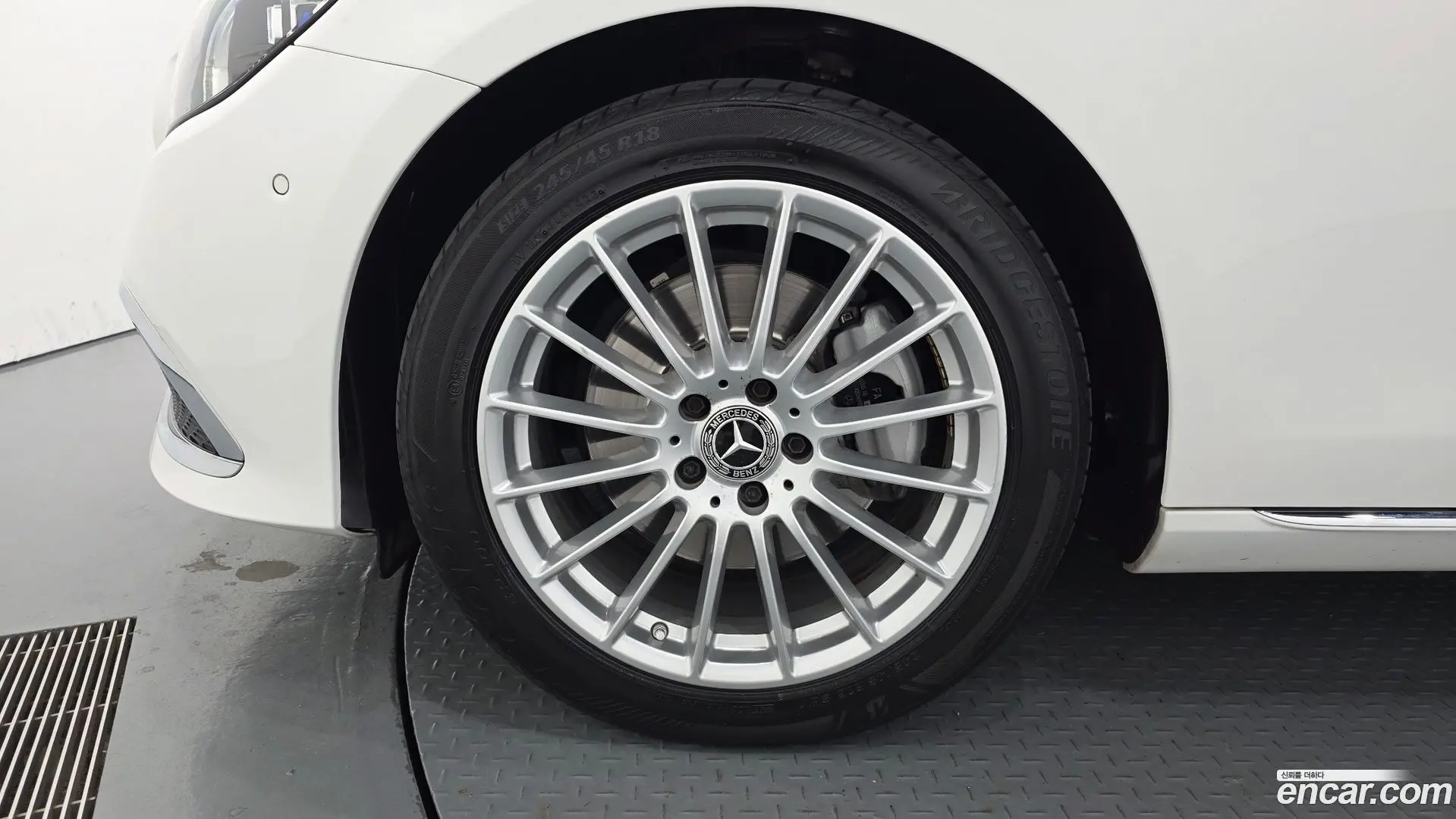 Mercedes-Benz E-Class E250 Exclusive