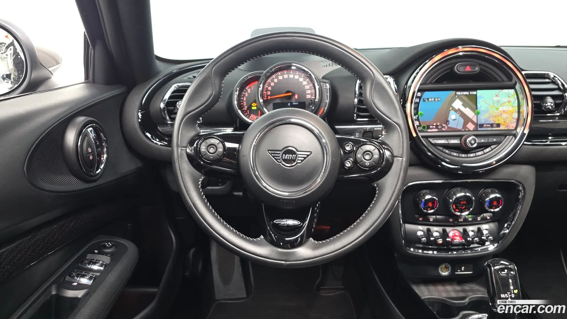 Mini Clubman Savile Row Edition