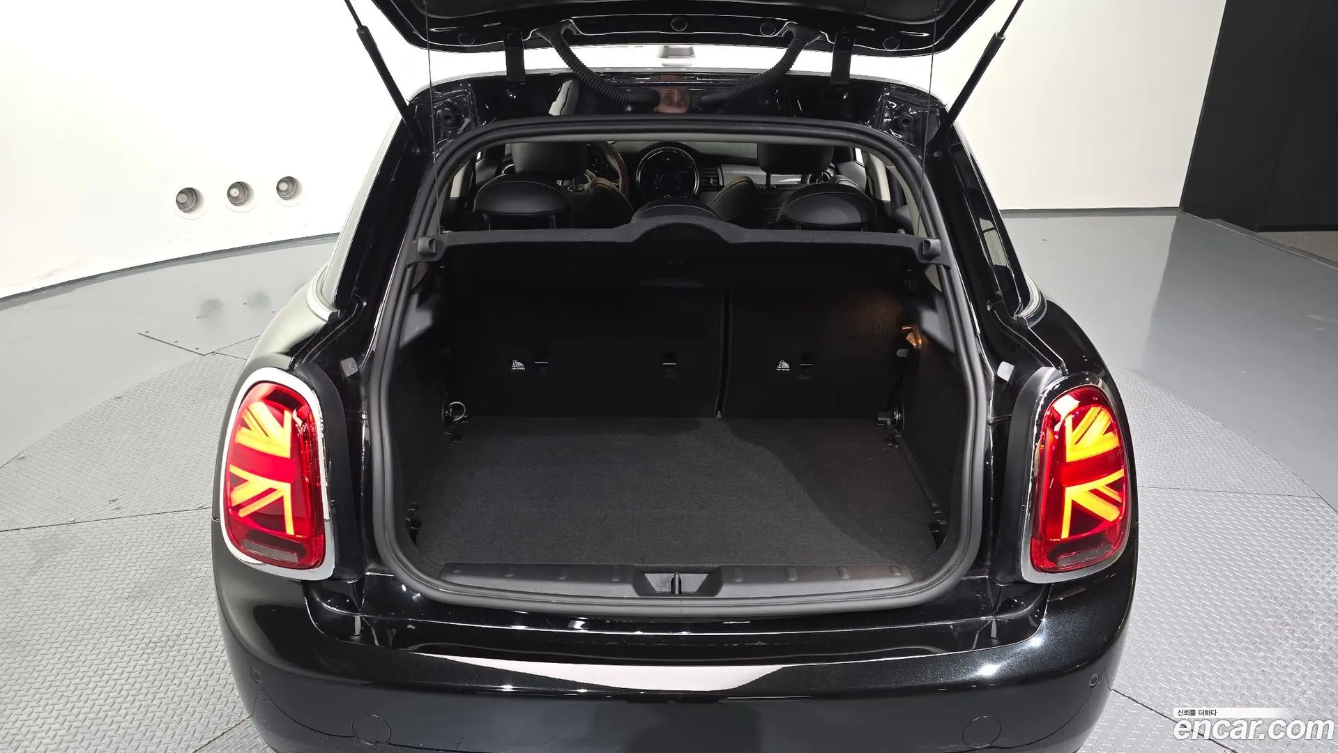 Mini Cooper 5Door HIGH