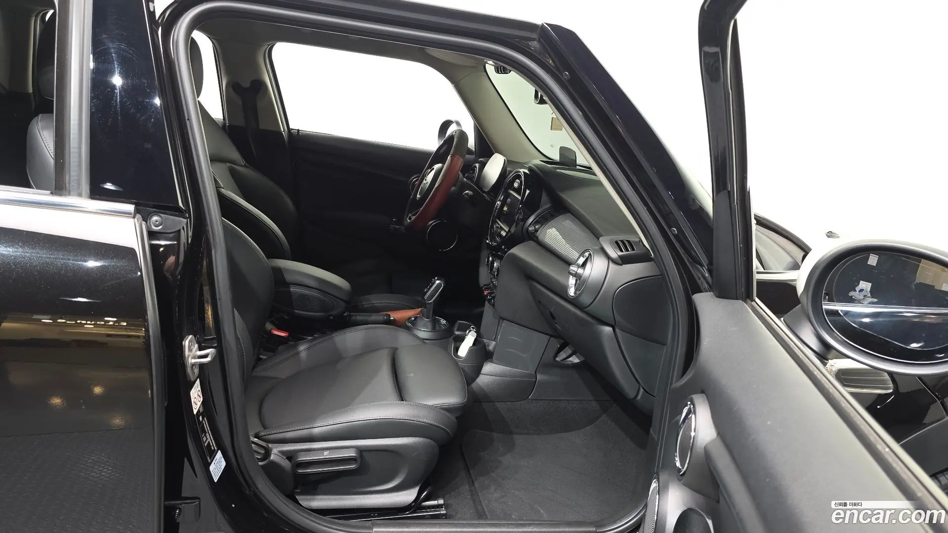 Mini Cooper 5Door HIGH
