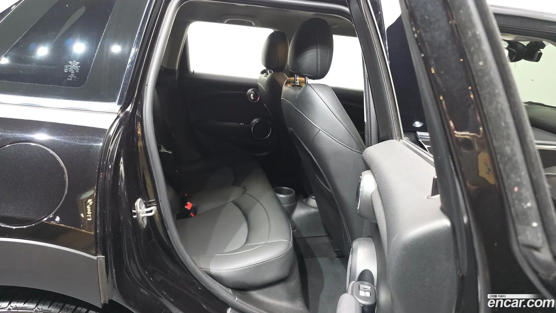 Mini Cooper 5Door HIGH