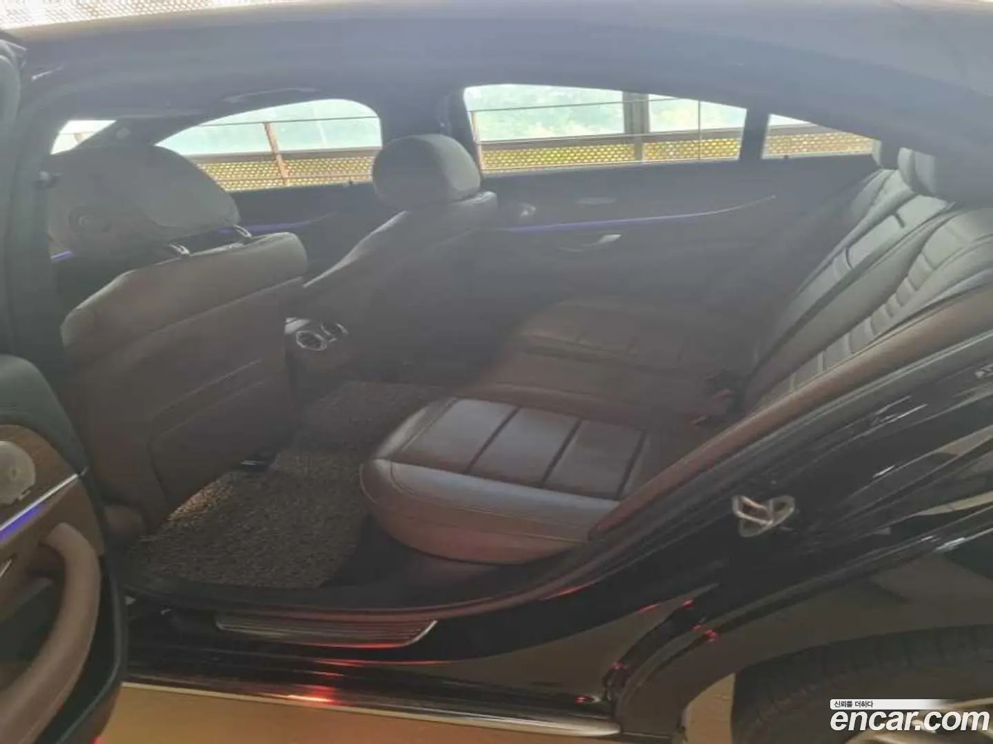 Mercedes-Benz E-Class E220d 4MATIC Exclusive