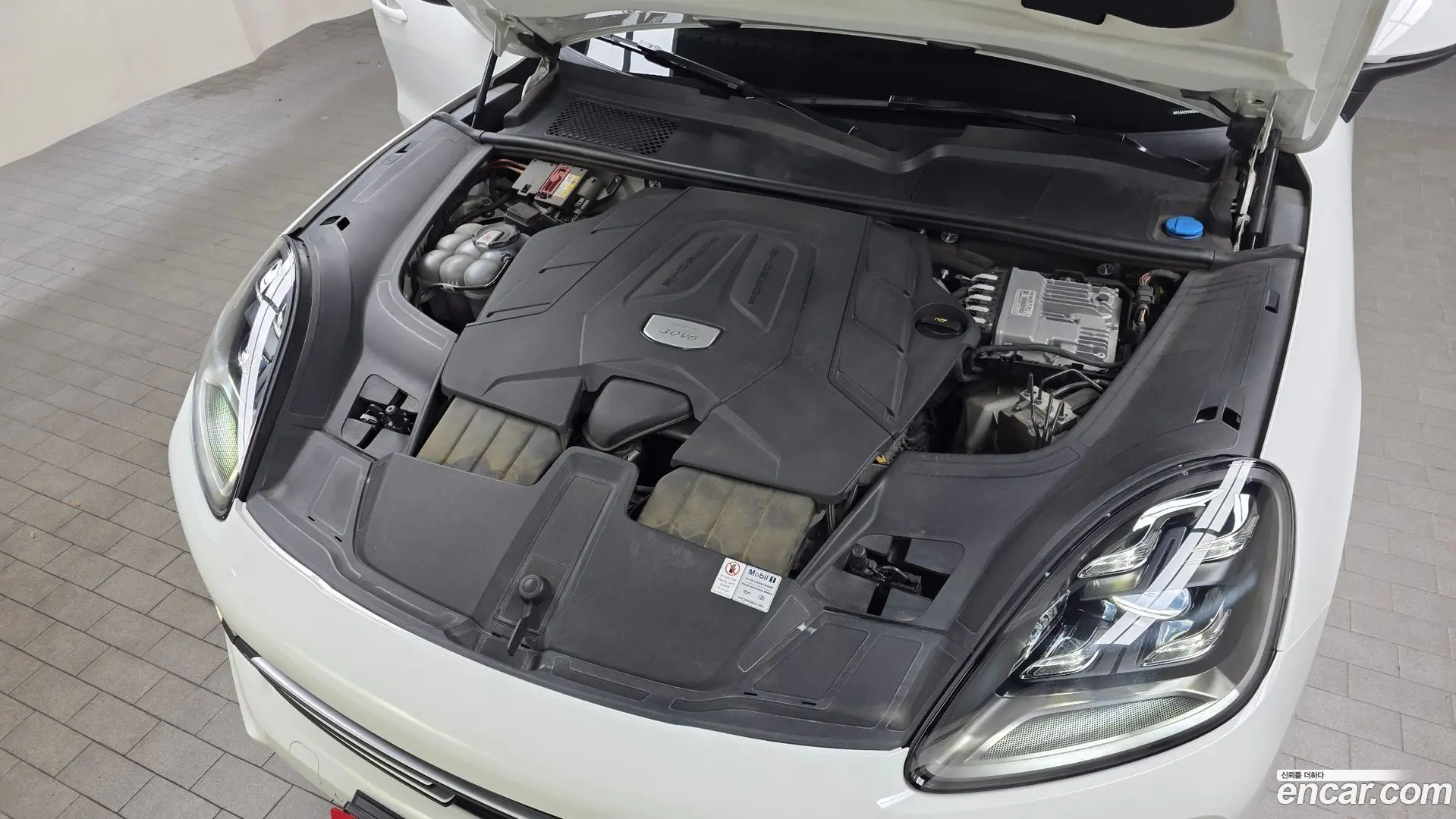 Porsche Cayenne 3.0