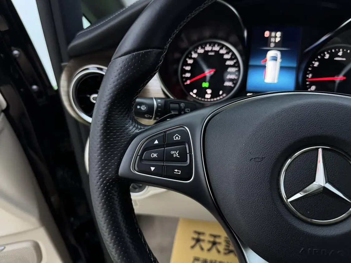 Mercedes-Benz V Class 2022 V 260 Premium