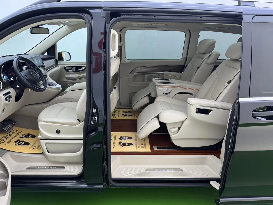 Mercedes-Benz V Class 2022 V 260 Premium
