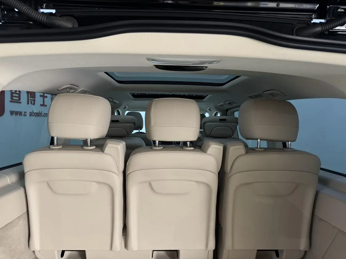 Mercedes-Benz V Class 2022 V 260 Premium