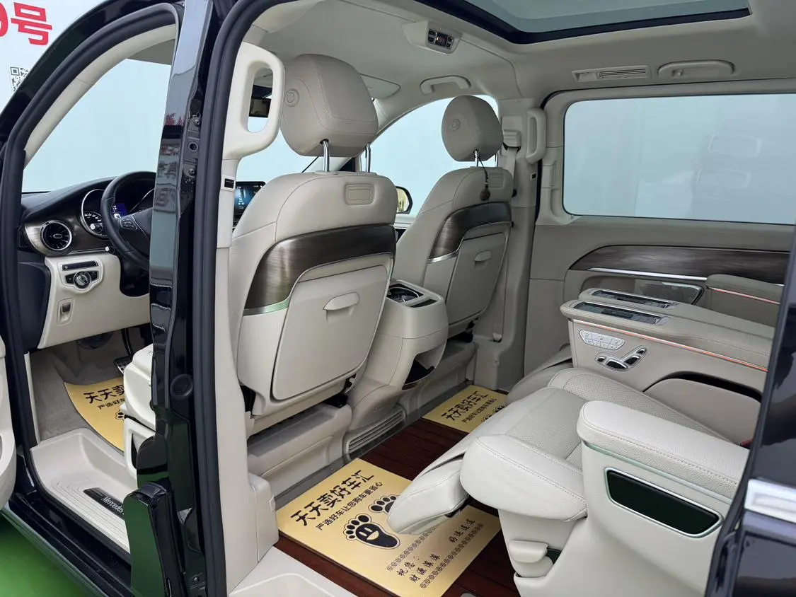 Mercedes-Benz V Class 2022 V 260 Premium