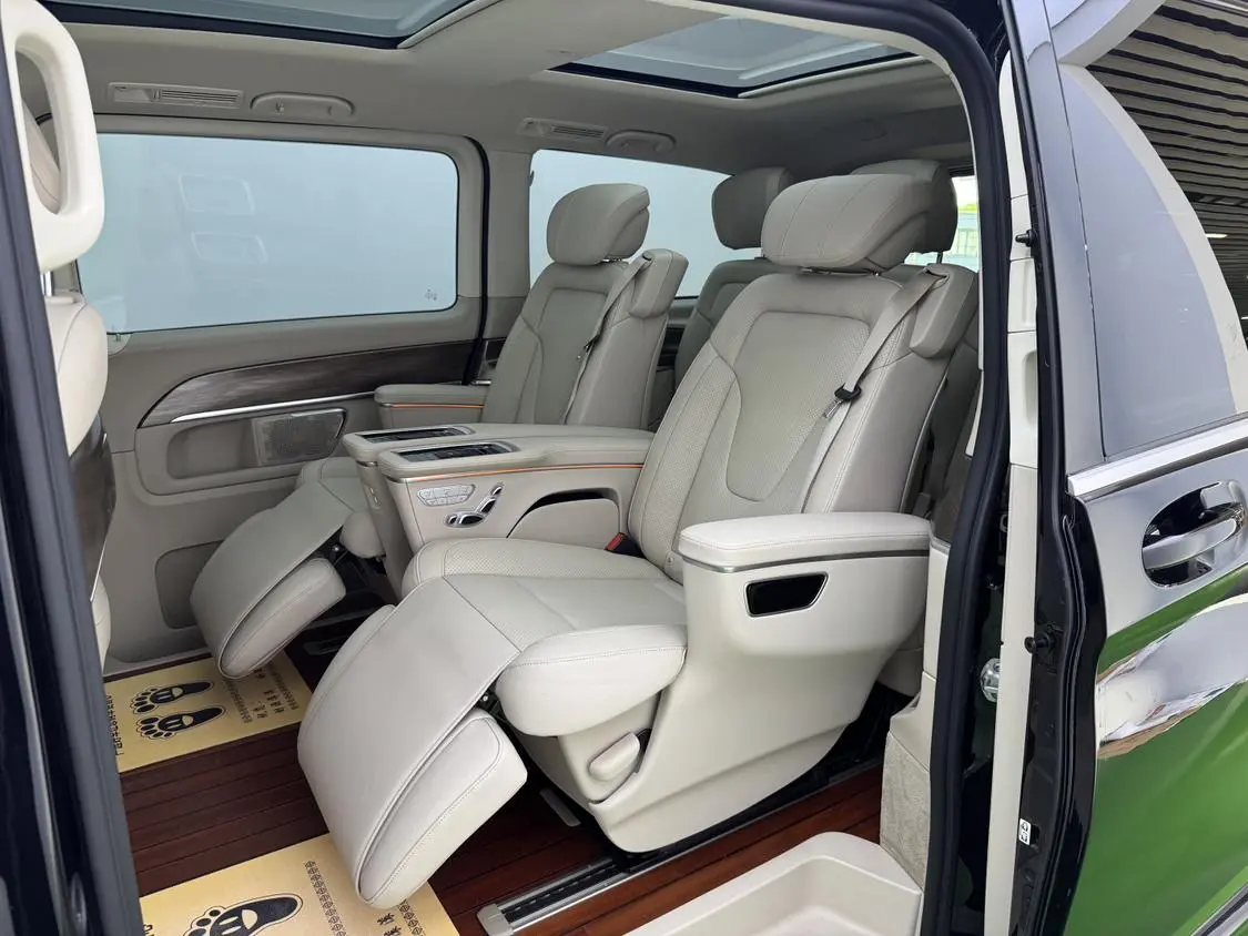 Mercedes-Benz V Class 2022 V 260 Premium