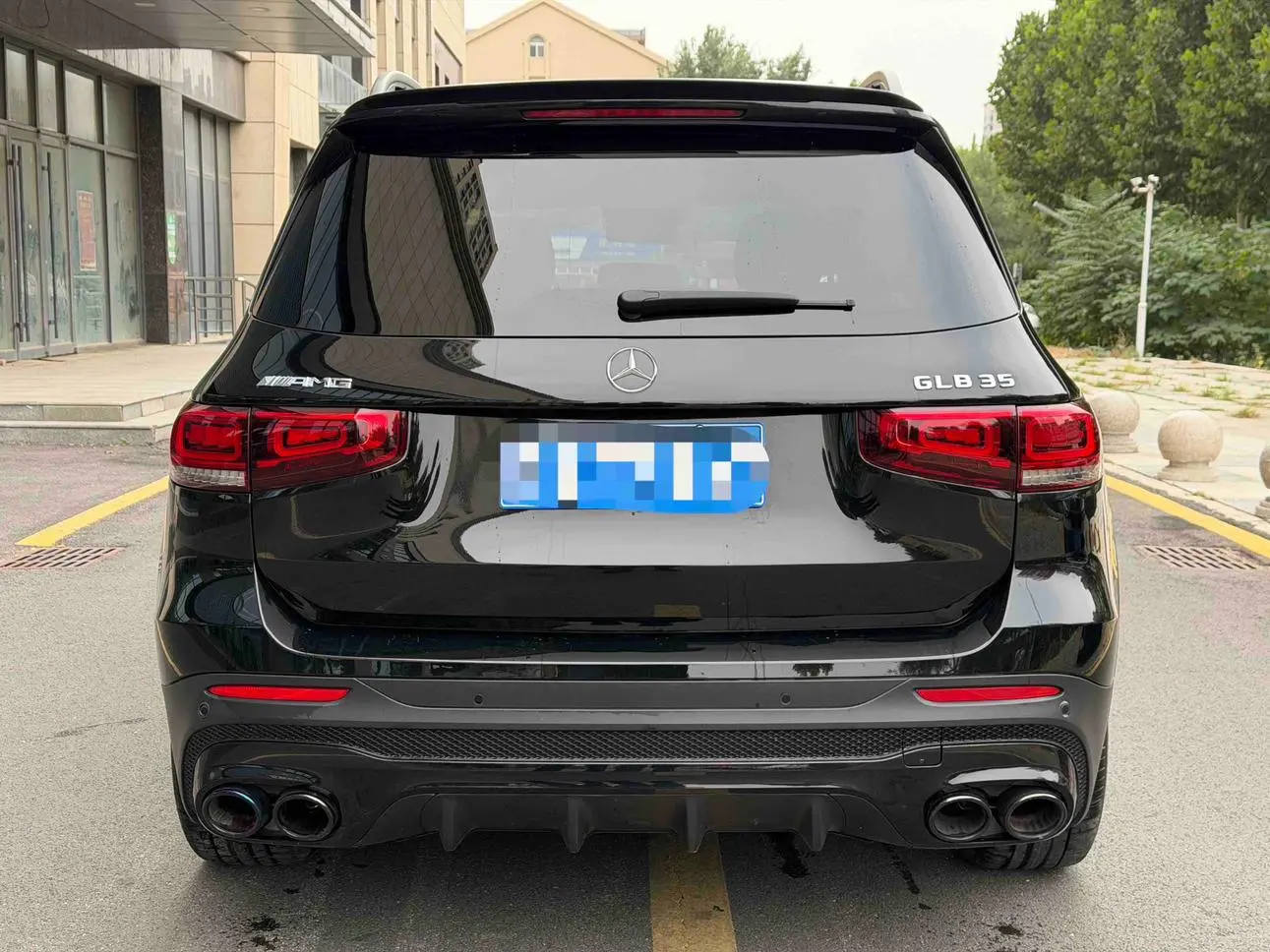 Mercedes-Benz GLB AMG 2023 AMG GLB 35 4MATIC