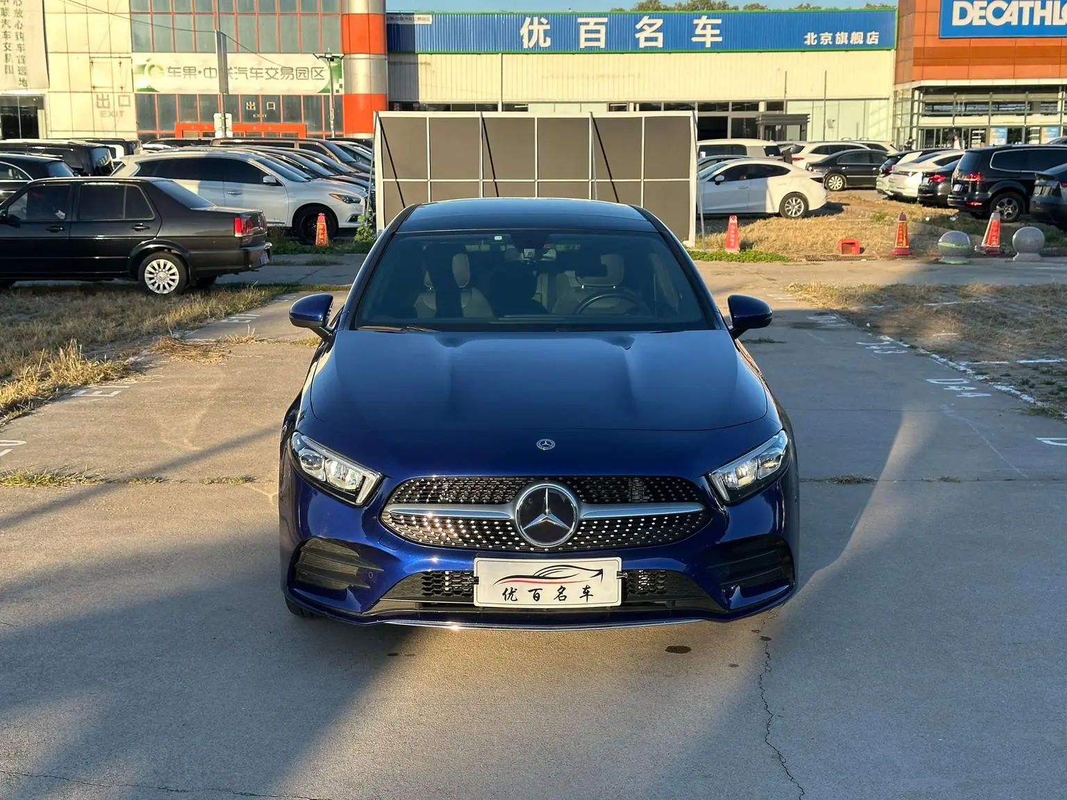 Mercedes-Benz A Class 2021 A 200 L Sport Sedan Fashion