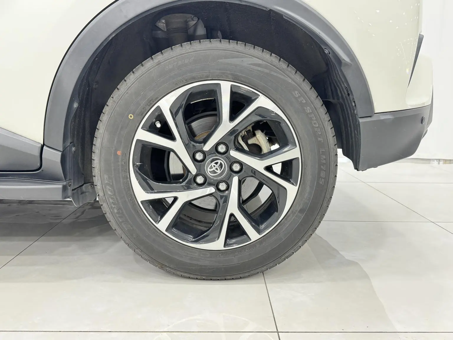 Toyota C-HR 2018 2.0L Sunroof China VI