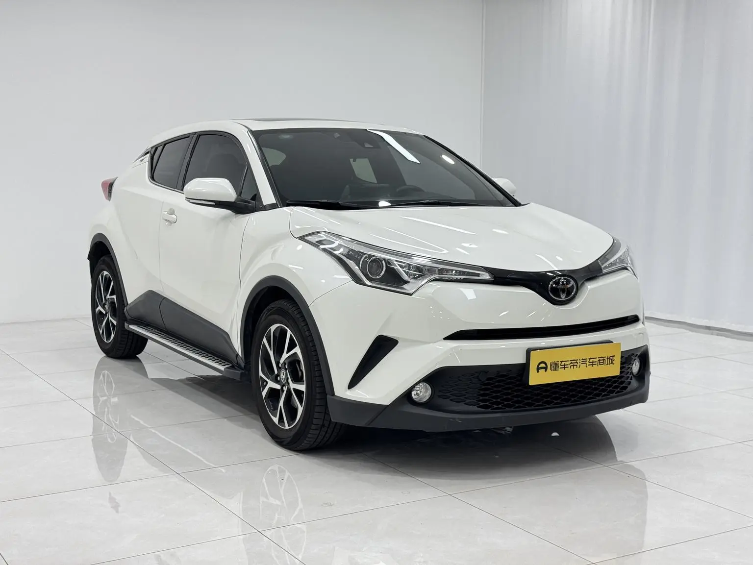 Toyota C-HR 2018 2.0L Sunroof China VI