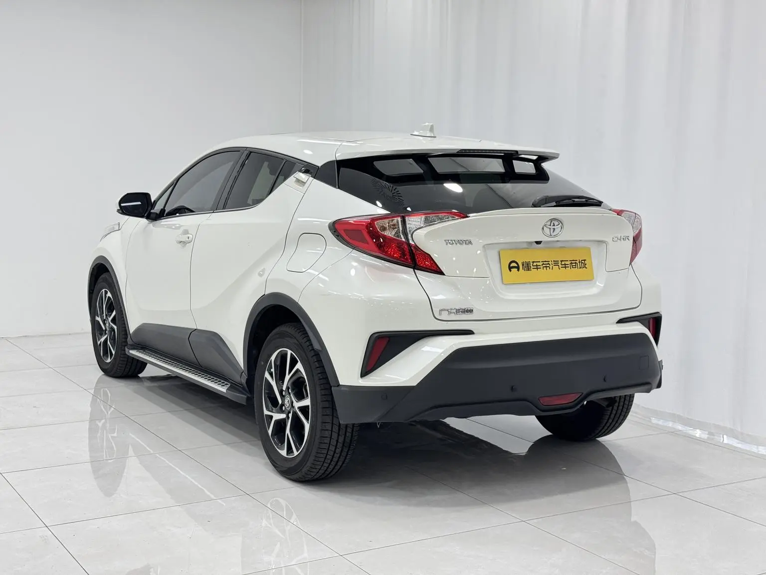 Toyota C-HR 2018 2.0L Sunroof China VI