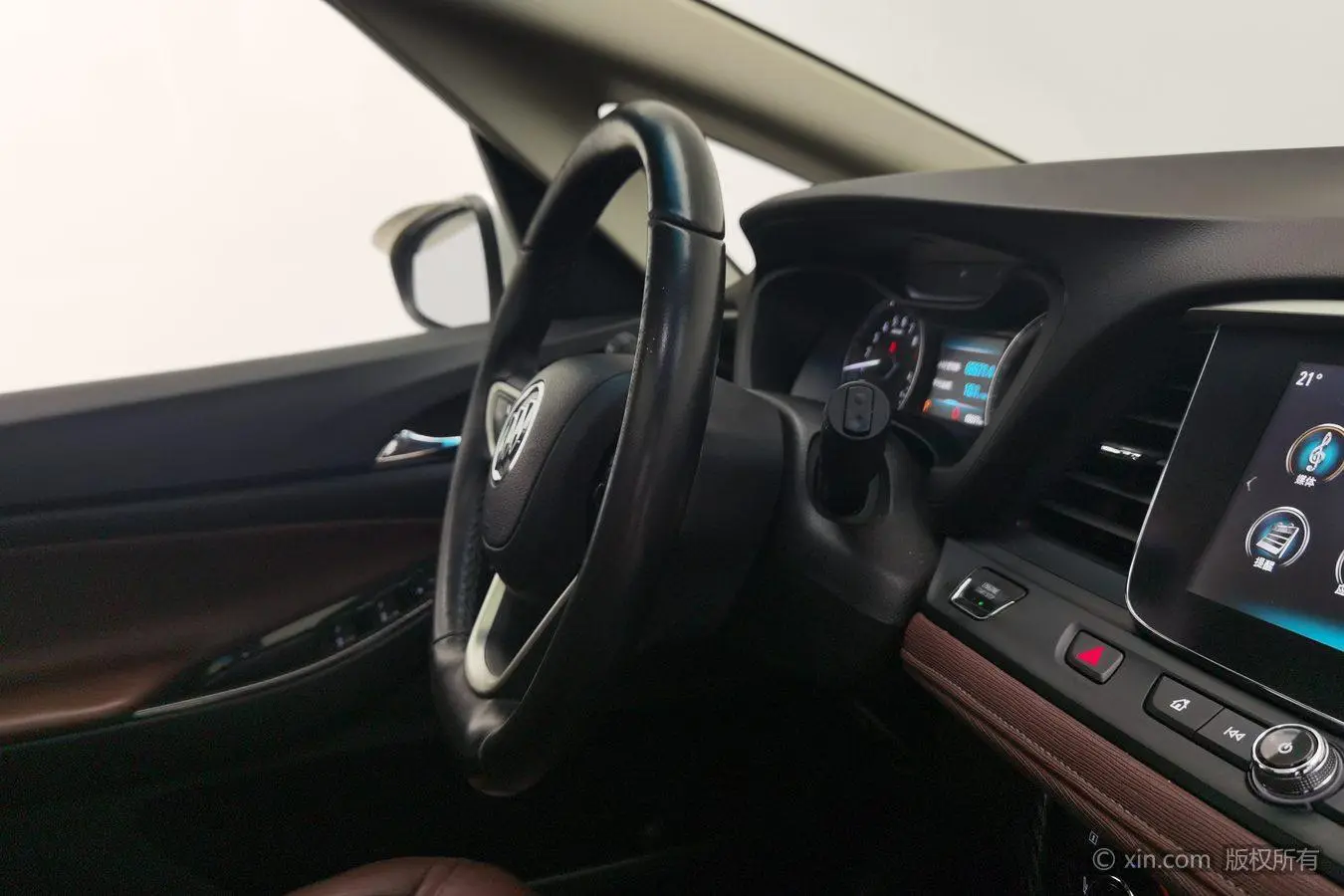 Buick GL6 2019 18T 6 seat Connected Luxury China VI