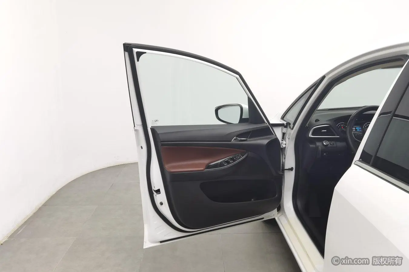 Buick GL6 2019 18T 6 seat Connected Luxury China VI