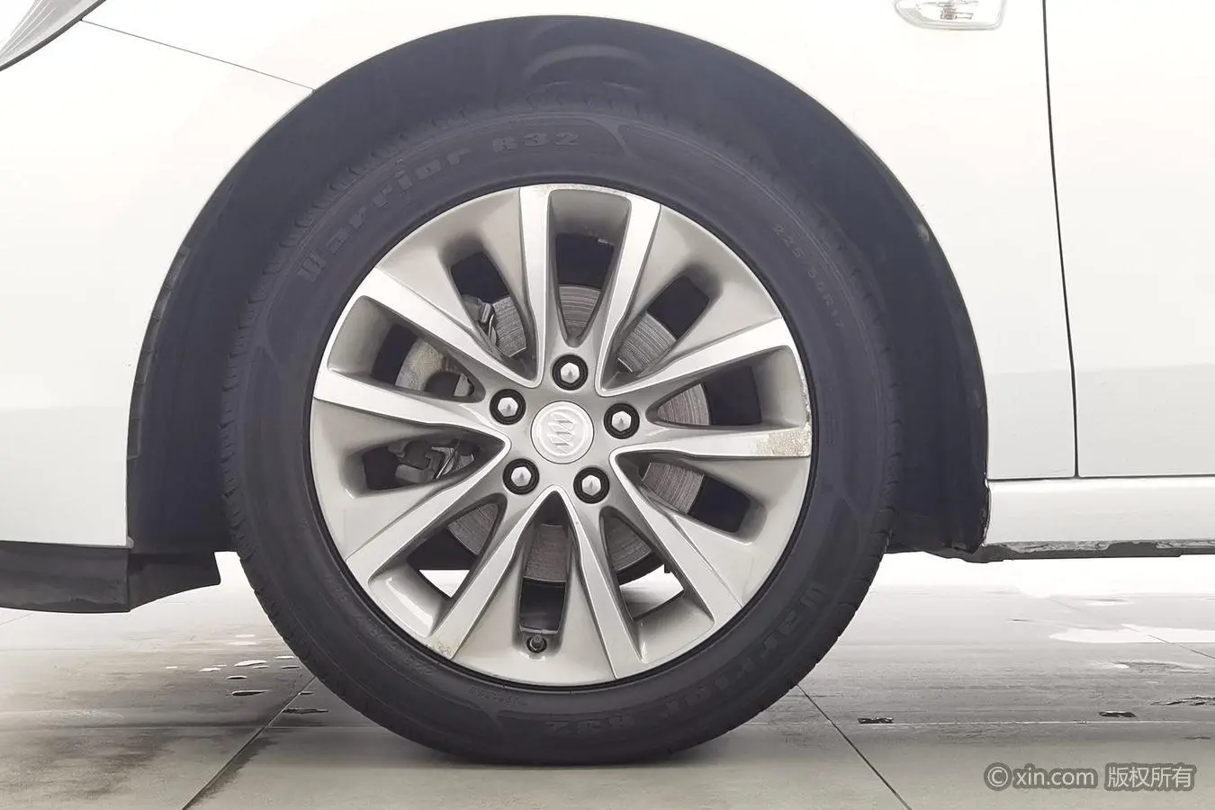 Buick GL6 2019 18T 6 seat Connected Luxury China VI