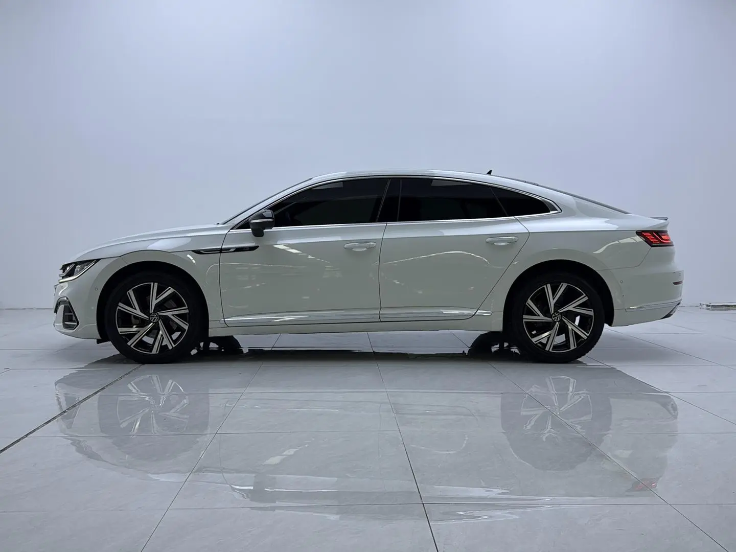 Volkswagen CC 2021 380TSI