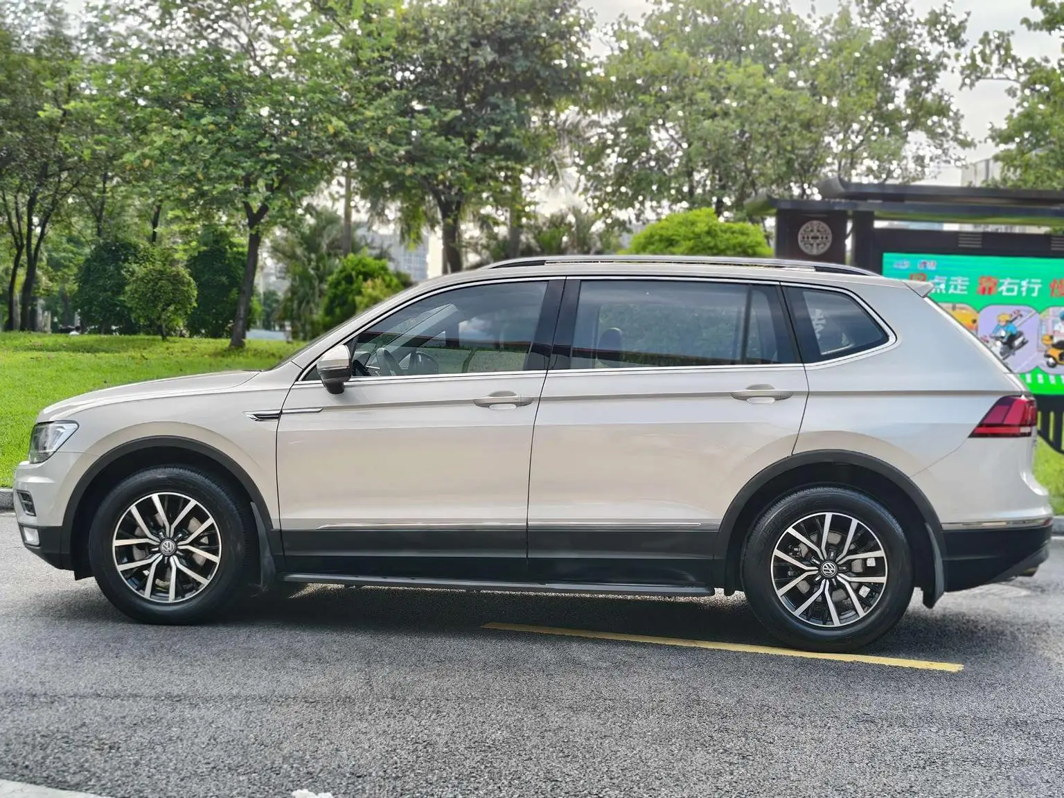 Volkswagen Tiguan L 2018 330TSI Auto 2WD Luxury