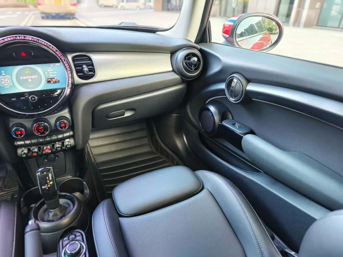 MINI MINI 2022 Facelift 1.5T COOPER Classic