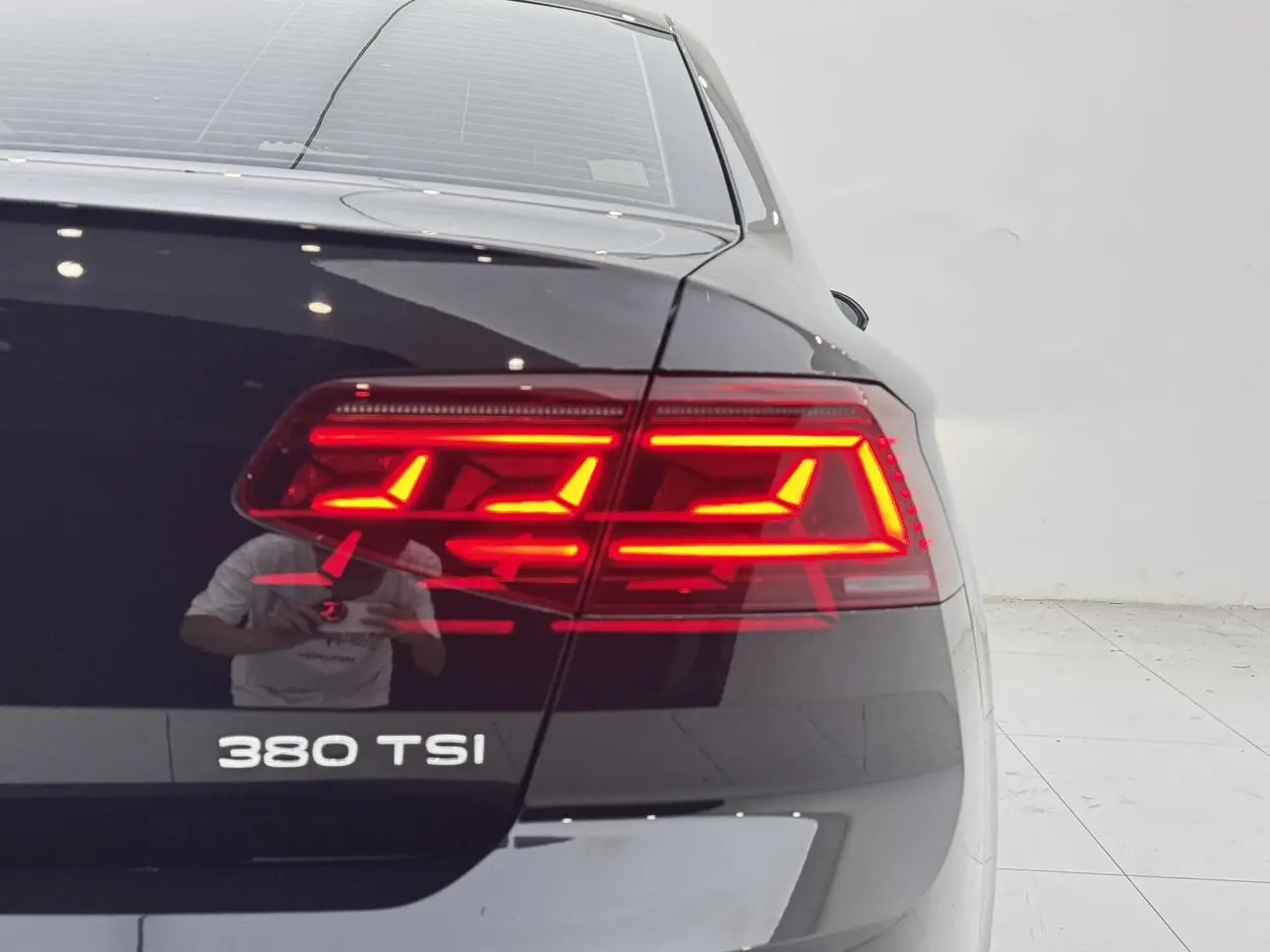 Volkswagen Magotan 2023 200 Units Commemorative 280TSI DSG Comfort