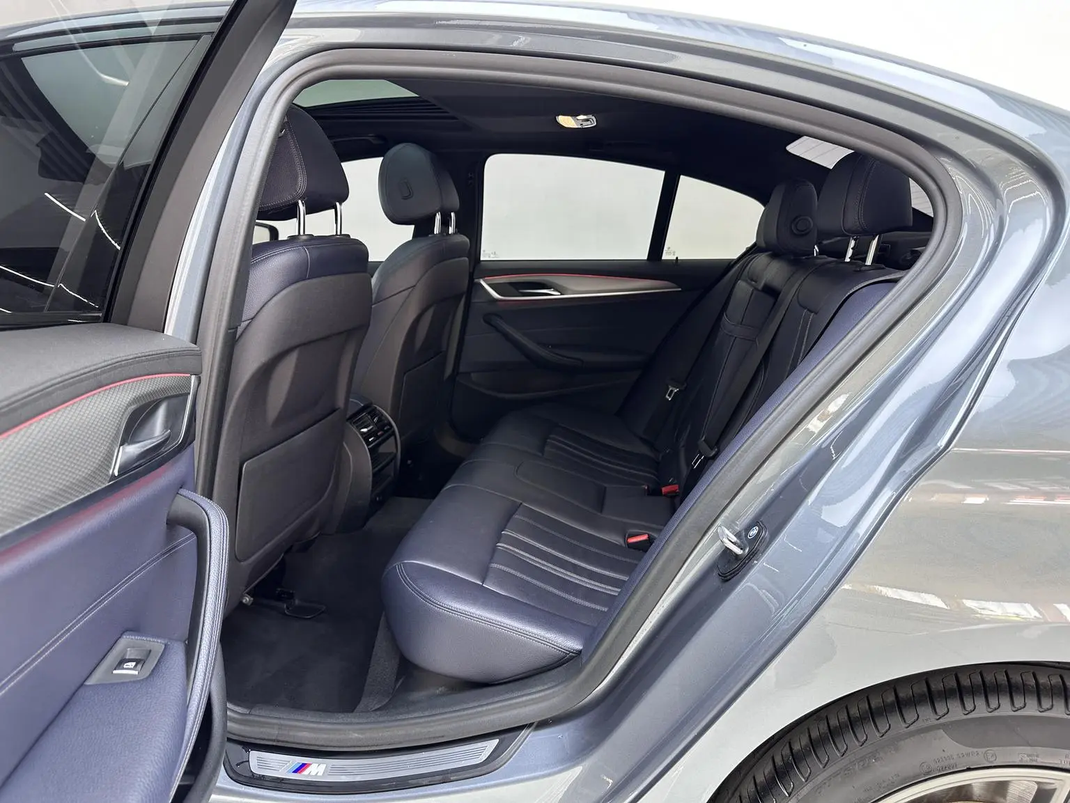BMW 5 Series ( Import ) 2018 525i M Sport Package