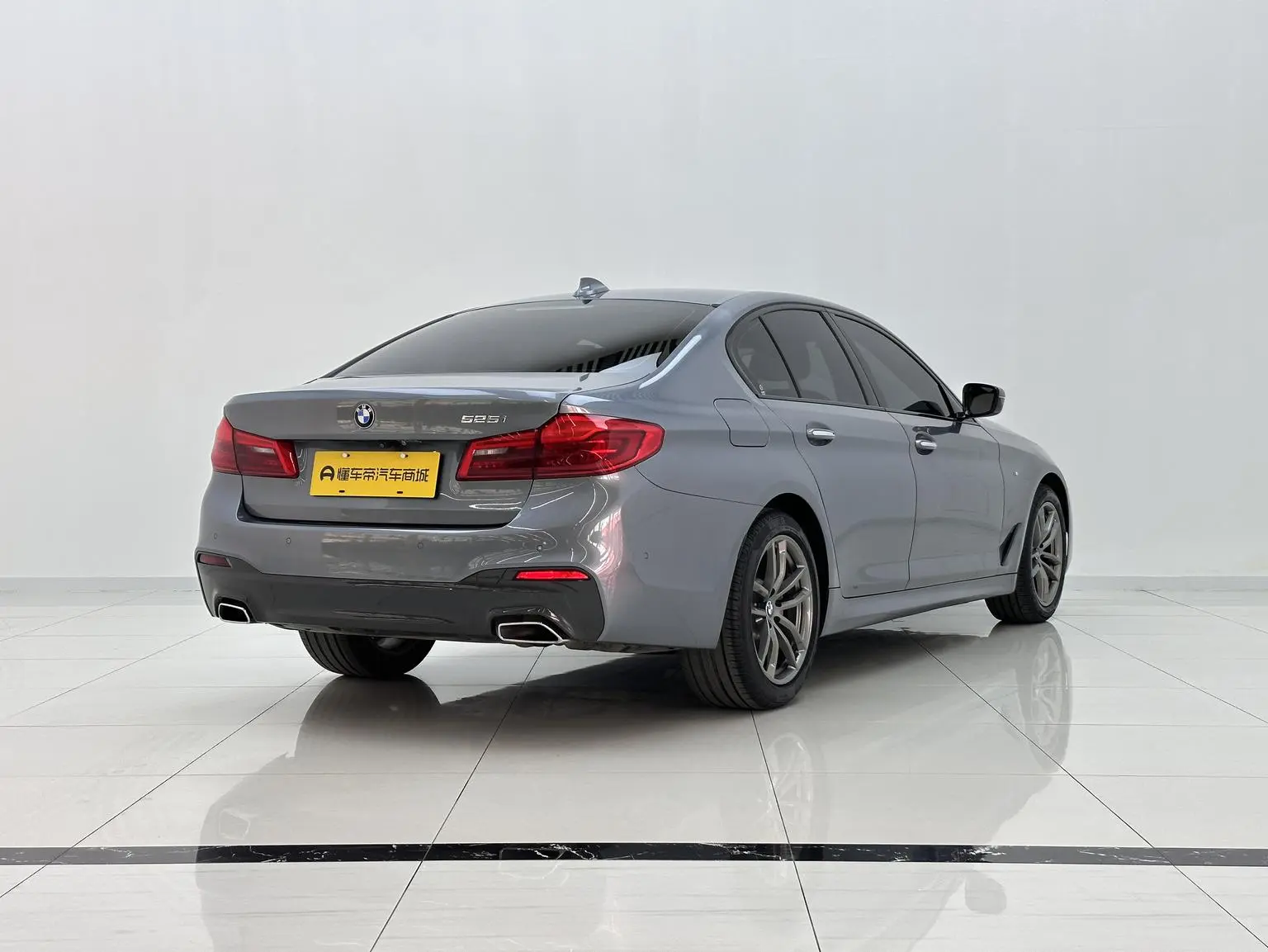 BMW 5 Series ( Import ) 2018 525i M Sport Package