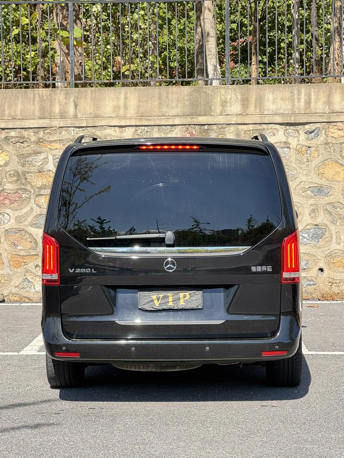 Mercedes-Benz V Class 2018 V 260 L Premium China VI