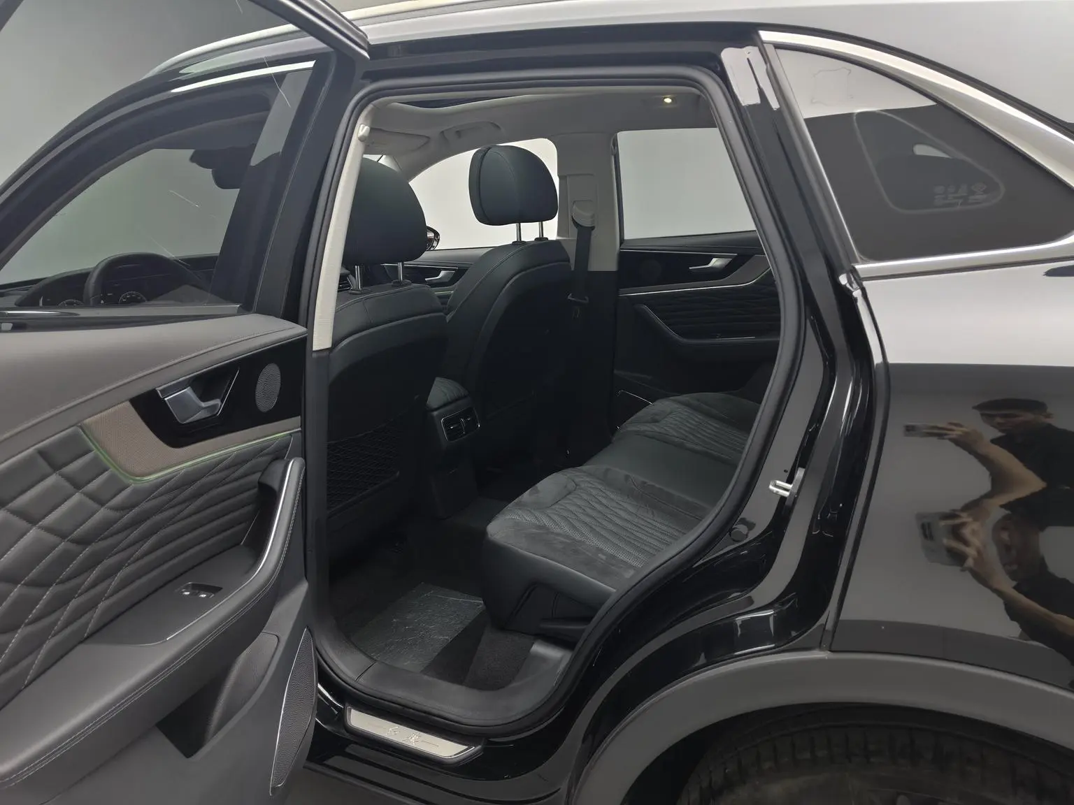 Hongqi HS5 2022 Facelift 2.0T Connected Flagship Enjoy