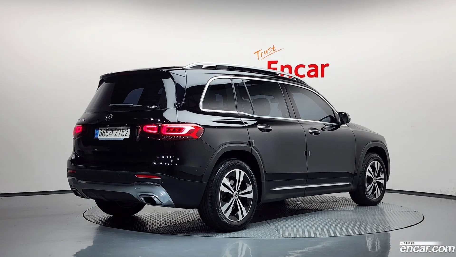 Mercedes-Benz GLB-Class GLB220 2019