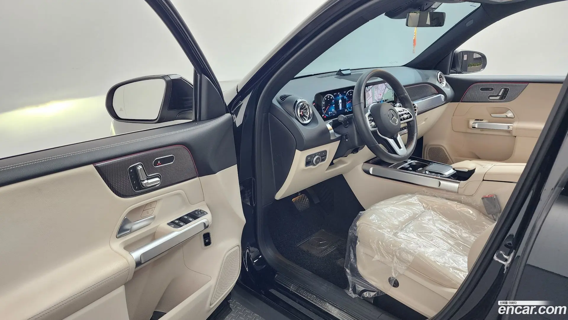 Mercedes-Benz GLB-Class GLB220 2019