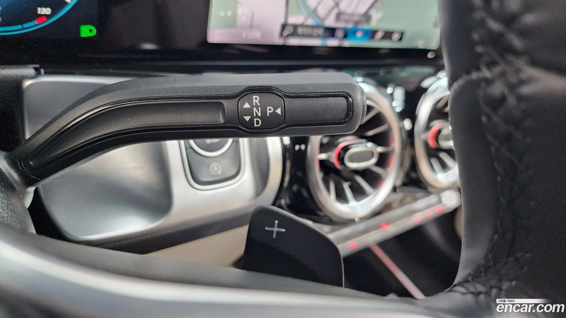 Mercedes-Benz GLB-Class GLB220 2019