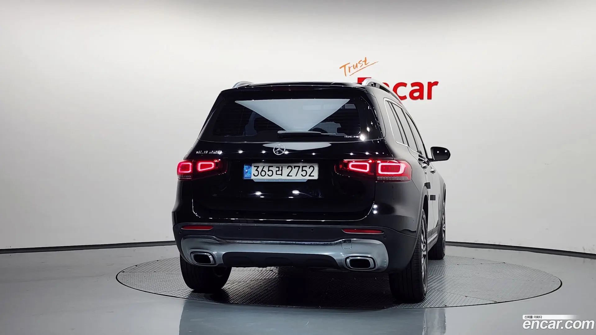 Mercedes-Benz GLB-Class GLB220 2019