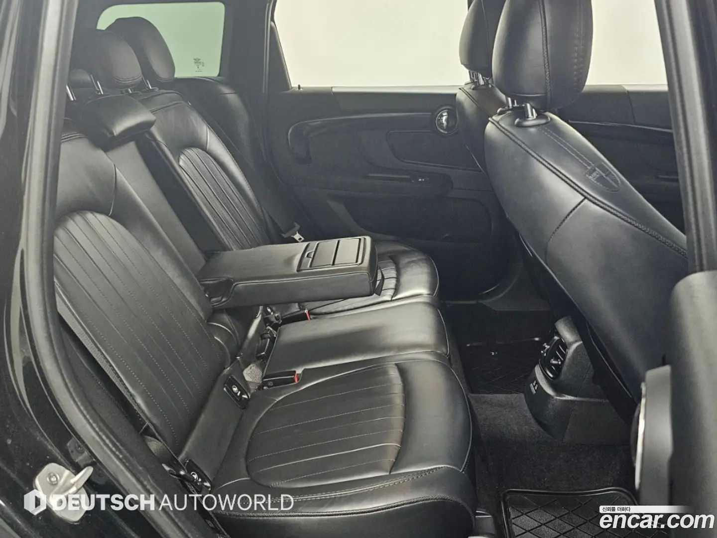 Mini Countryman JCW Launch Pack
