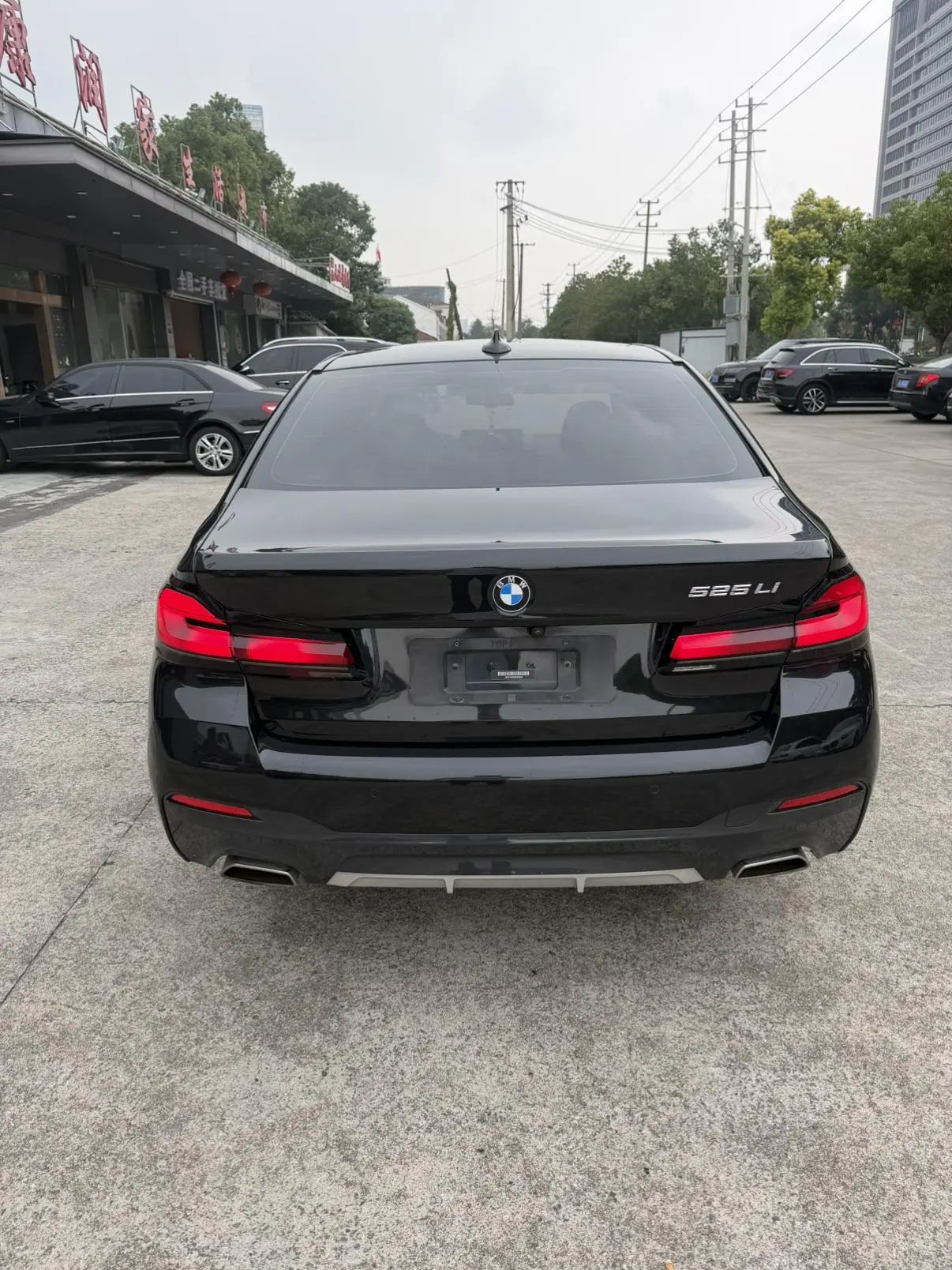 BMW 5 Series 2022 525Li M Sport Package