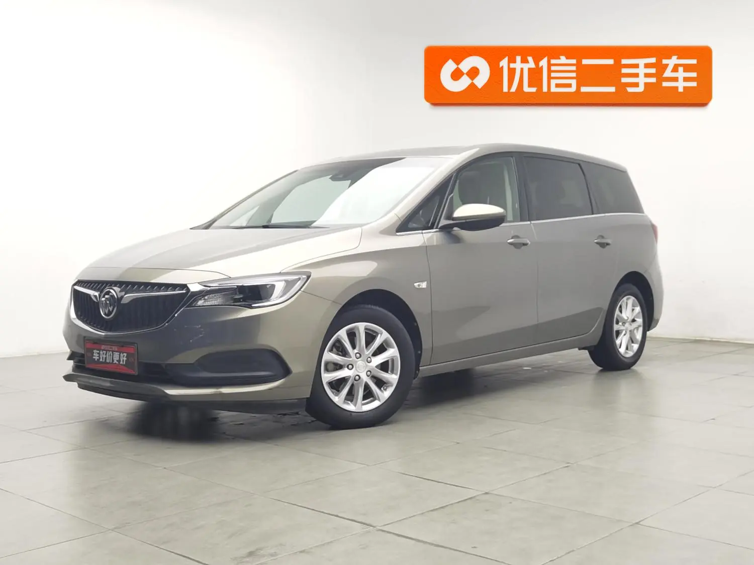 Buick GL6 2018 18T 6 seat Luxury