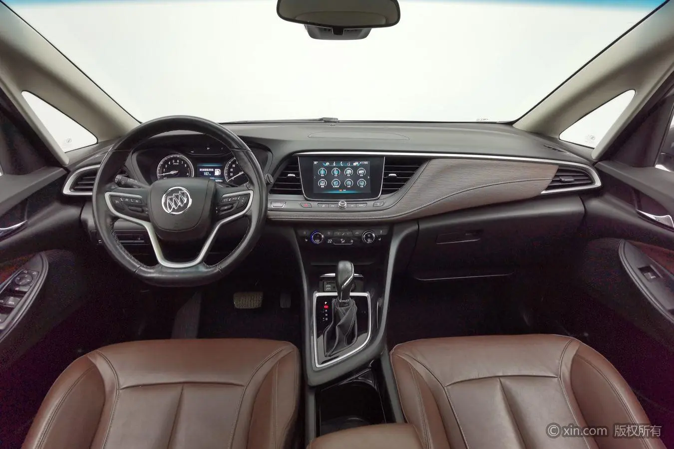 Buick GL6 2018 18T 6 seat Luxury