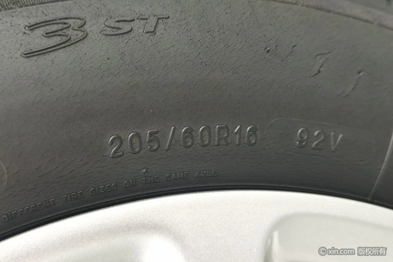 Buick GL6 2018 18T 6 seat Luxury