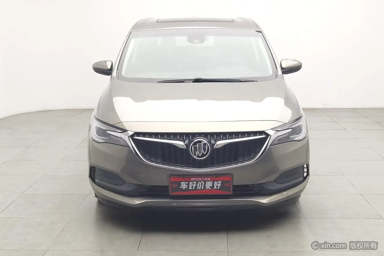 Buick GL6 2018 18T 6 seat Luxury