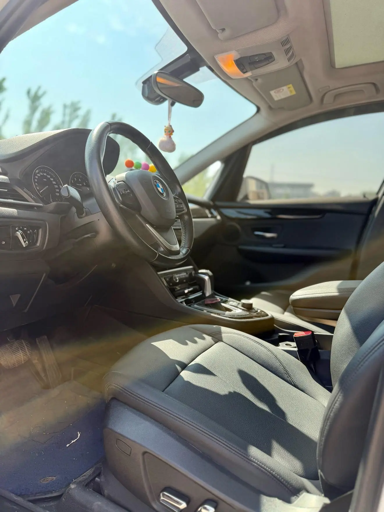 BMW 2 Series Wagon 2018 218i Leading