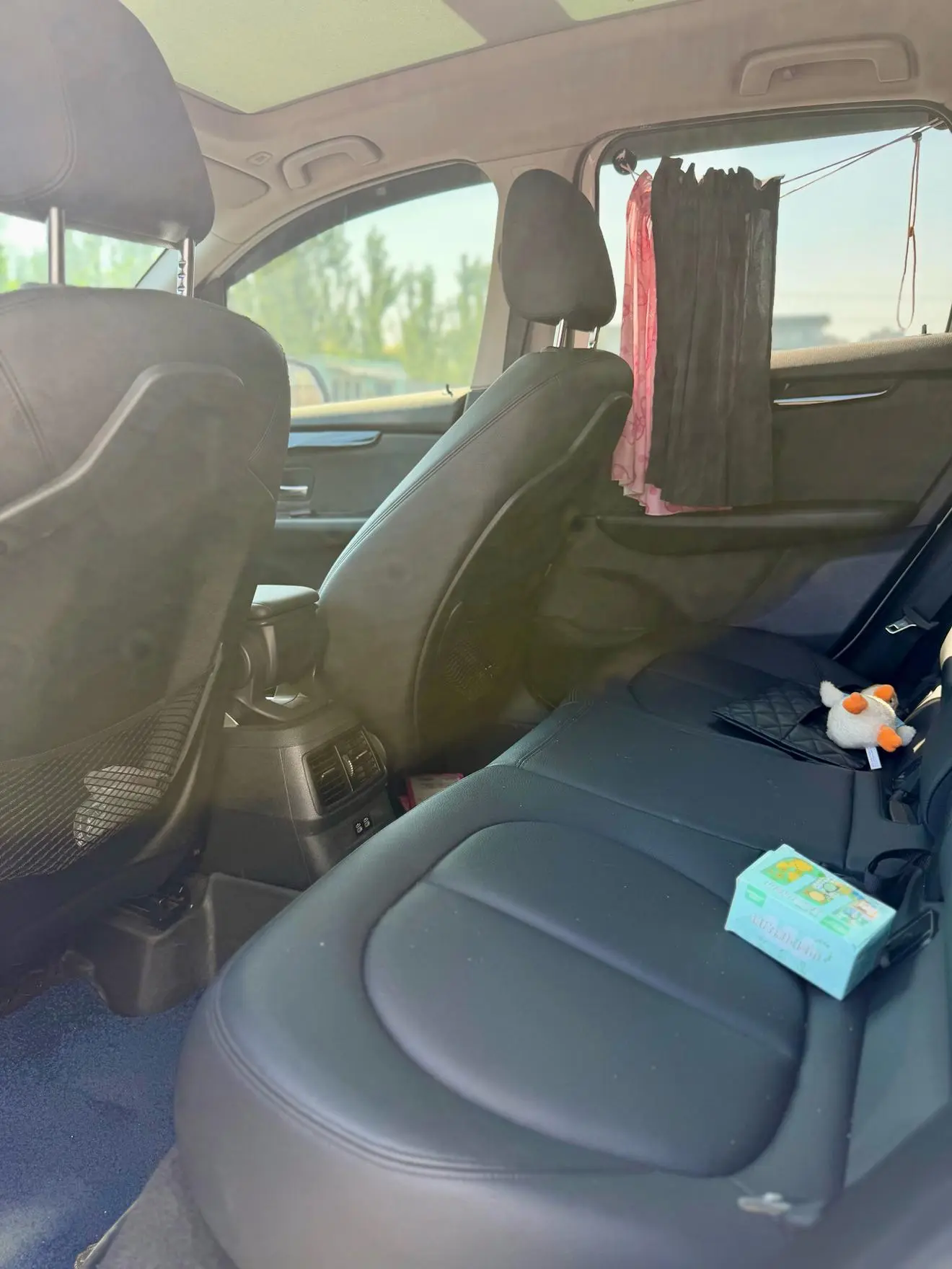 BMW 2 Series Wagon 2018 218i Leading