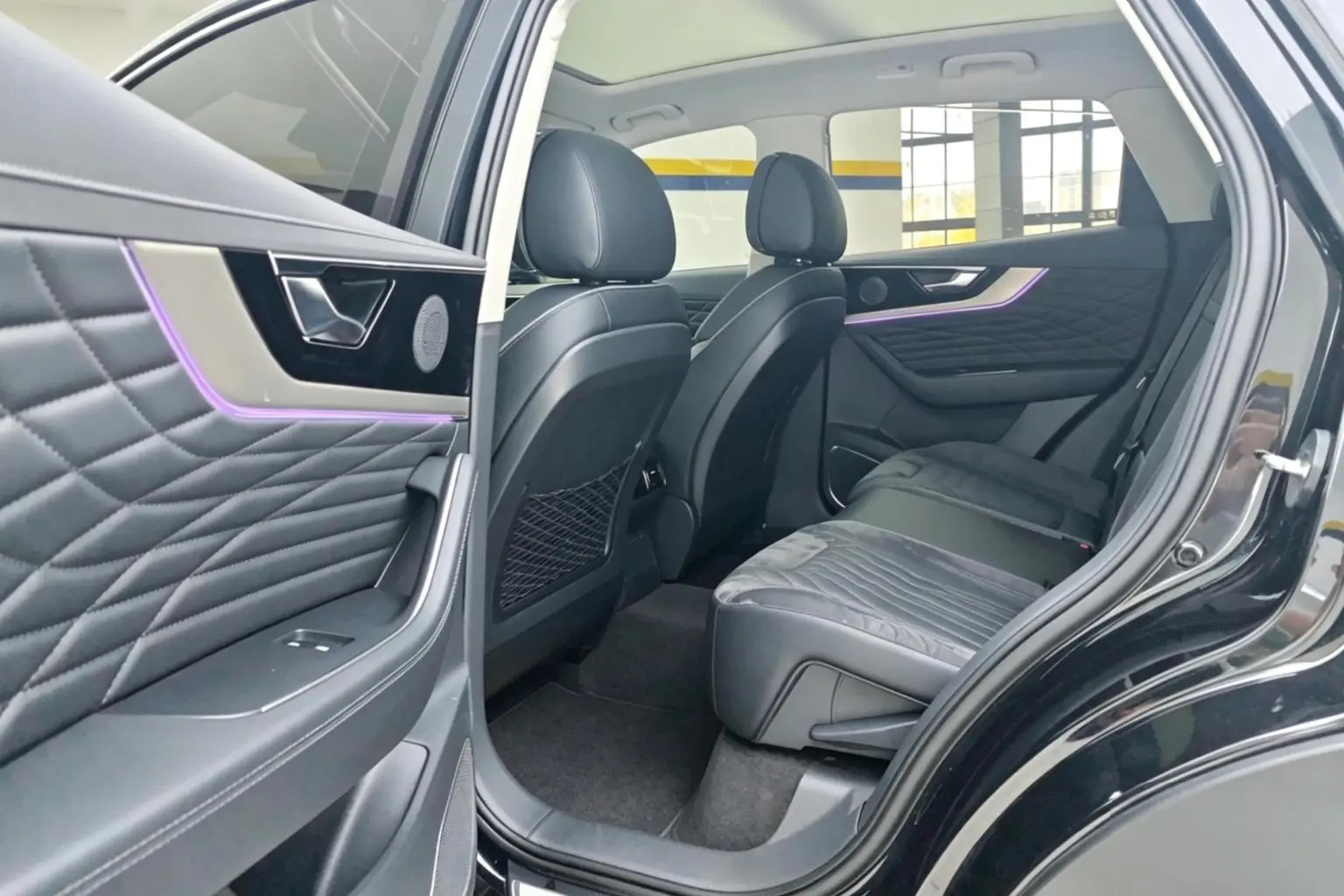Hongqi HS5 2022 Facelift 2.0T Connected Flagship Enjoy