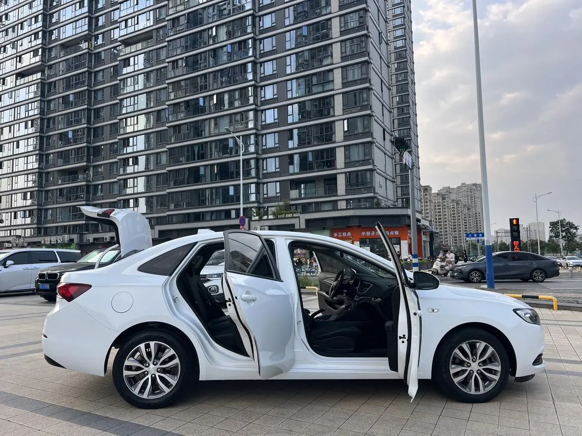 Buick Excelle GT 2019 18T Auto Connected Elite China VI