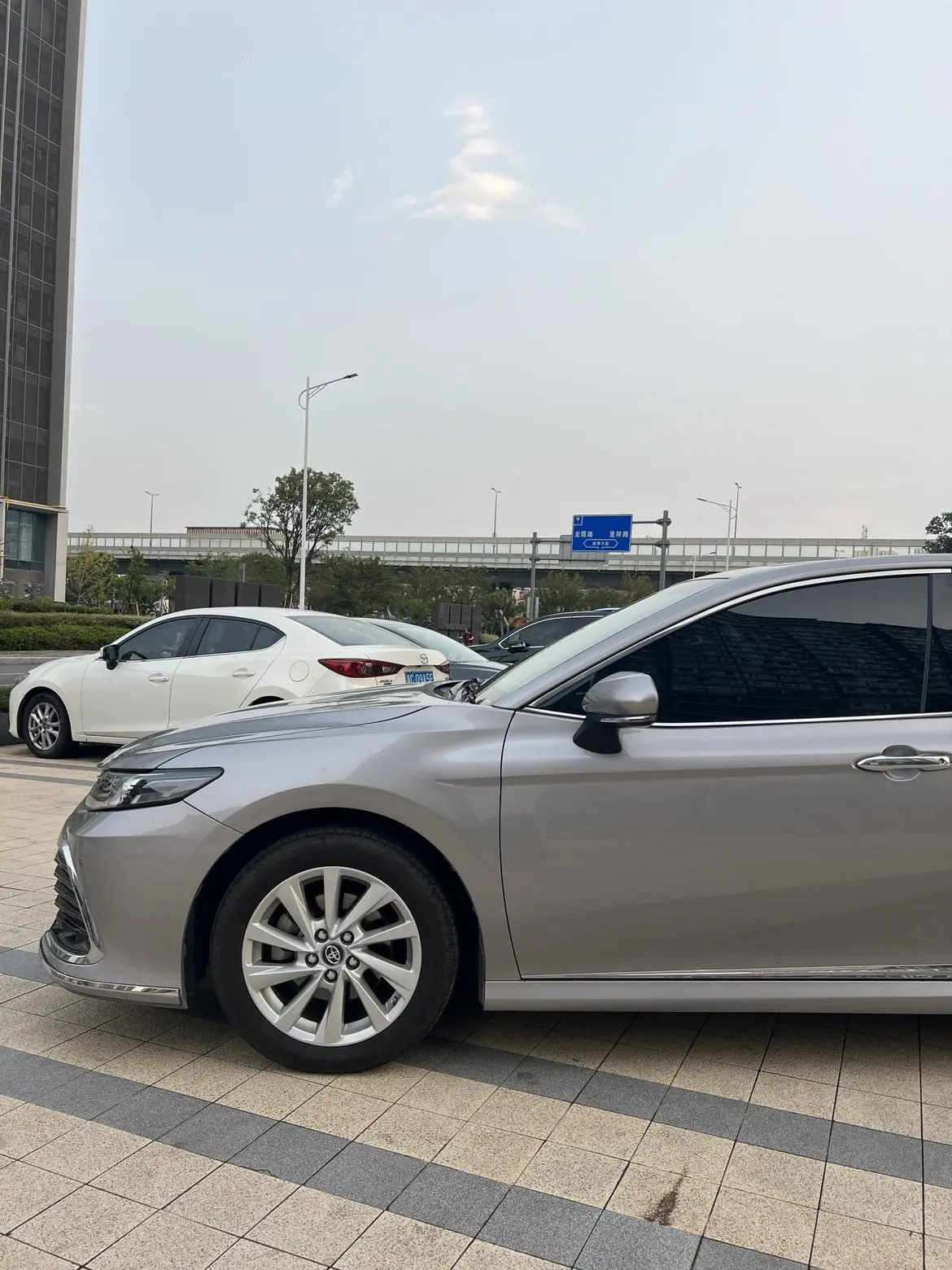 Toyota Camry 2023 2.0GVP Leading