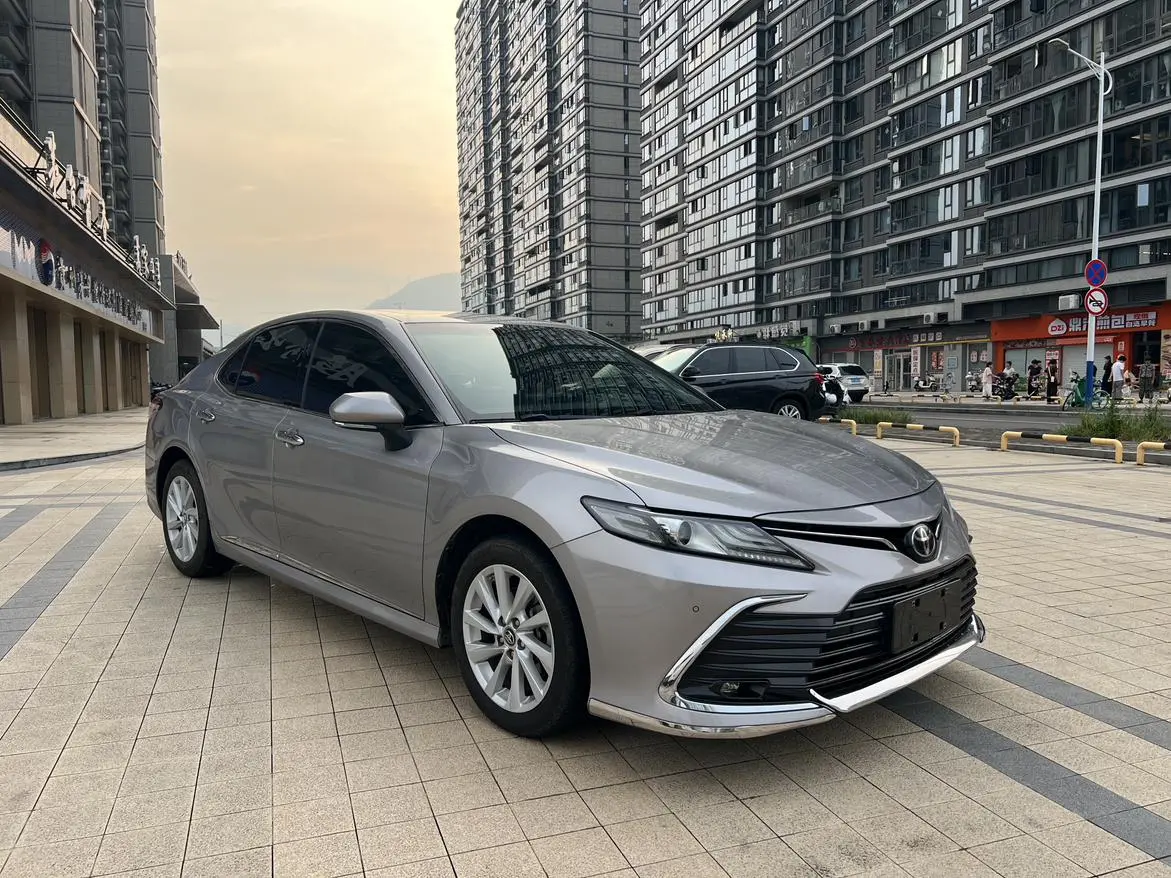 Toyota Camry 2023 2.0GVP Leading