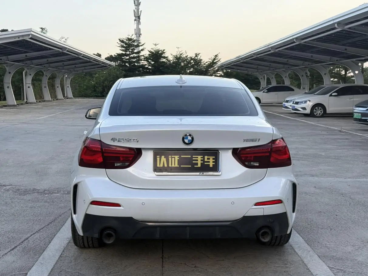 BMW 1 Series 2023 125i M Sport Shadow Night