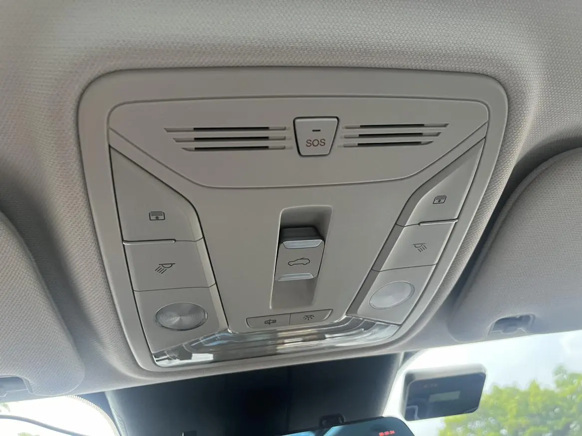 Hongqi HS5 2022 2.0T Connected Flagship Enjoy